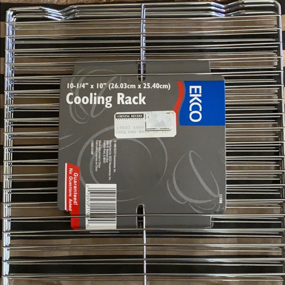 ~EKCO~ 10 1/4” x 10” Cooling Racks (Lot of 4)